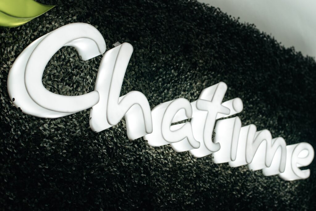 Neon sign with the word chatime